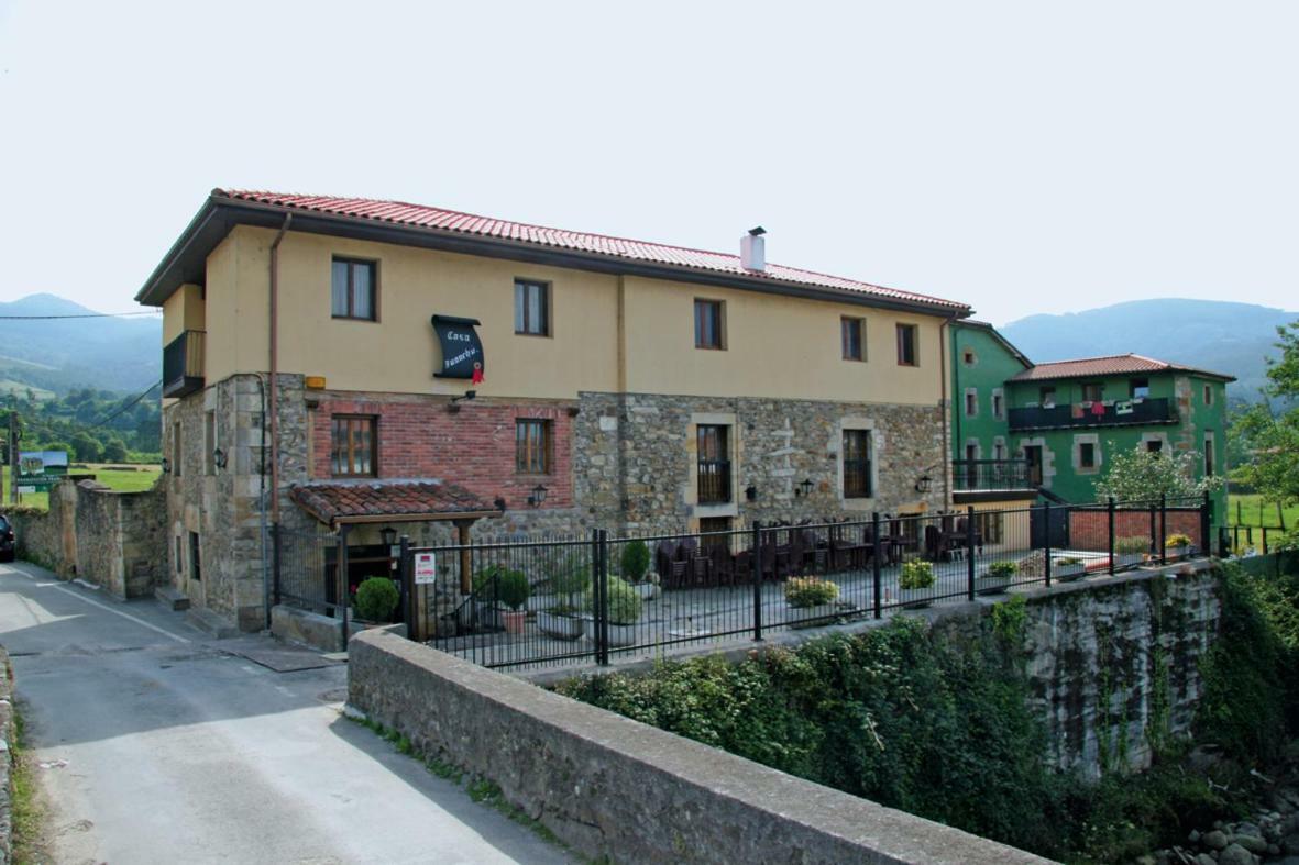 Posada Restaurante Casa Juanchu Adino Exteriör bild